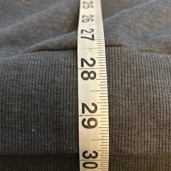 NWT Las Vegas Raiders Sweatshirt - Picture 4 of 5